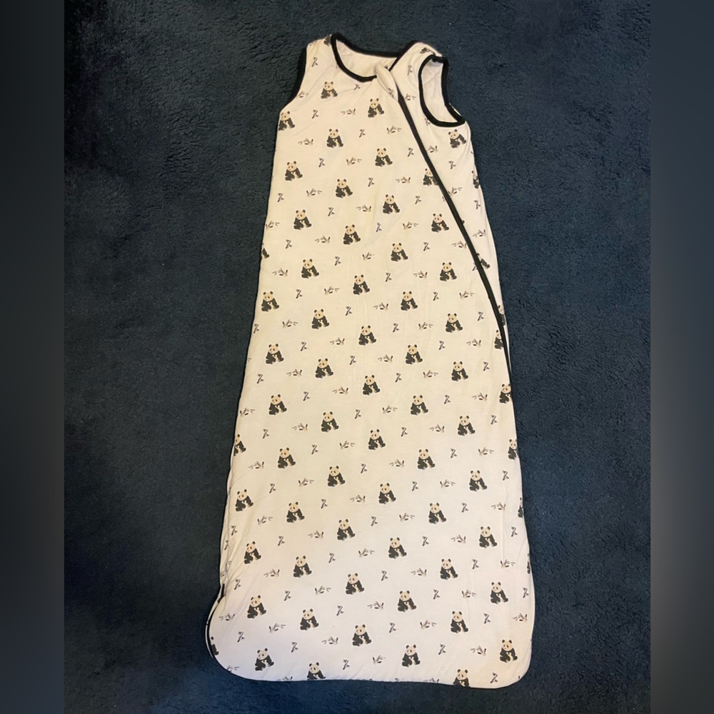 Kyte BABY Cream Sleep Sack with Black Trim